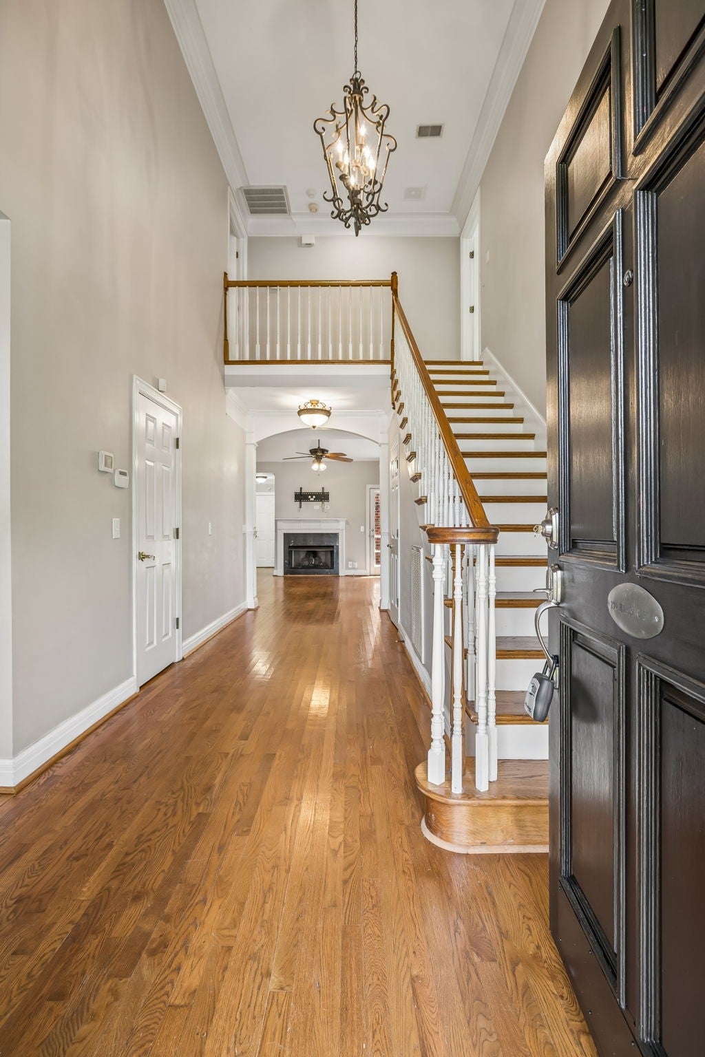 3-bed home sold in Nashville, TN 37205, 230 Harding Pl 230 Harding Pl, Nashville TN 37205 3-bed home, photo 5 of 60