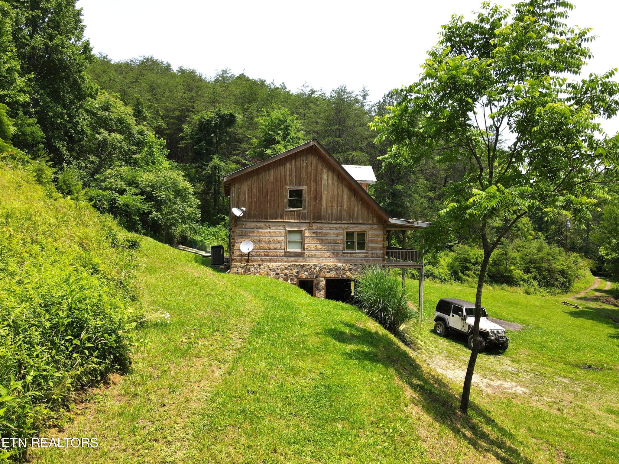 453 Trentham Hollow Rd