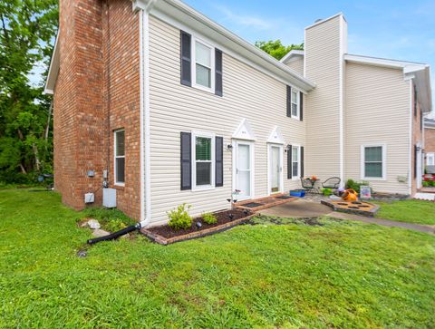 290 Donna Dr E Hendersonville TN 37075