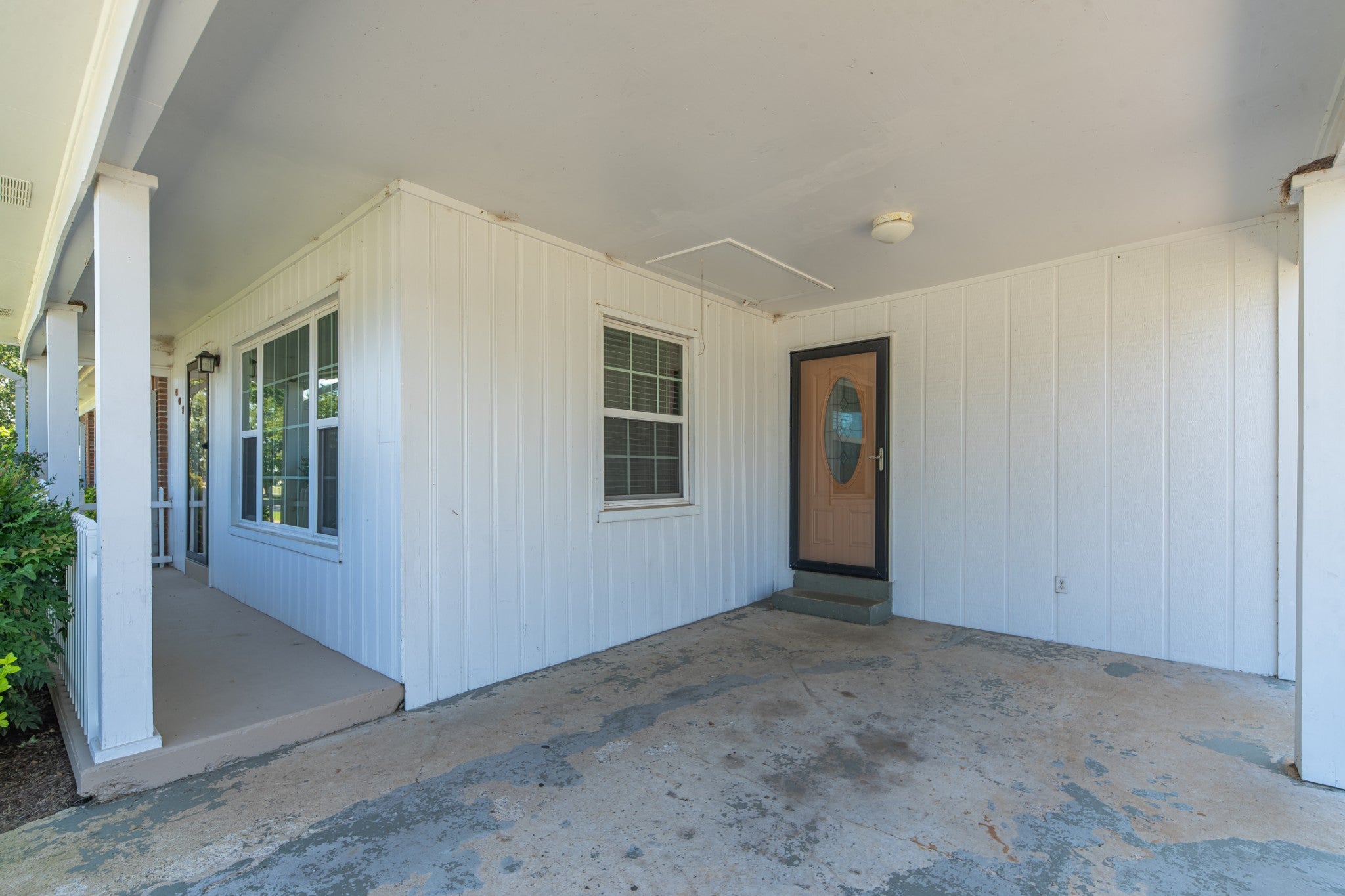 407 Kirk St