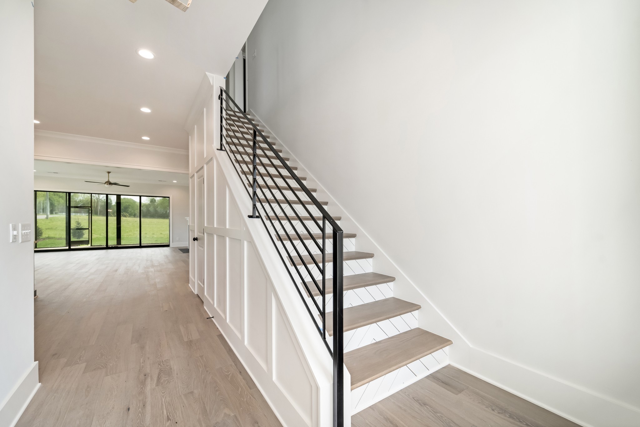 2000 Landry Pl