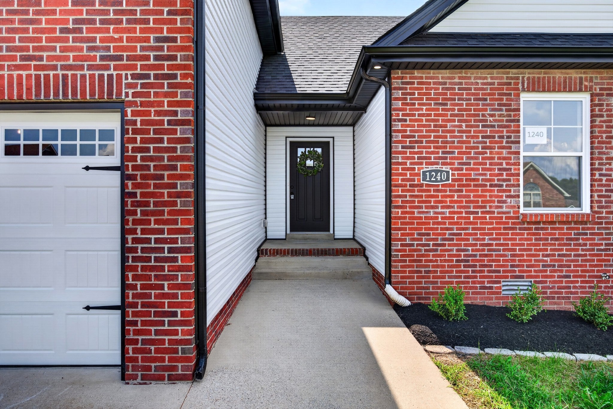 1240 Fossil Dr