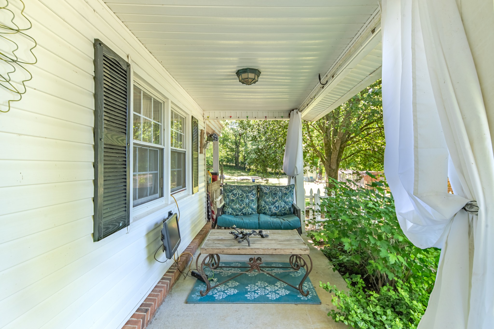 1558 Santa Fe Pike