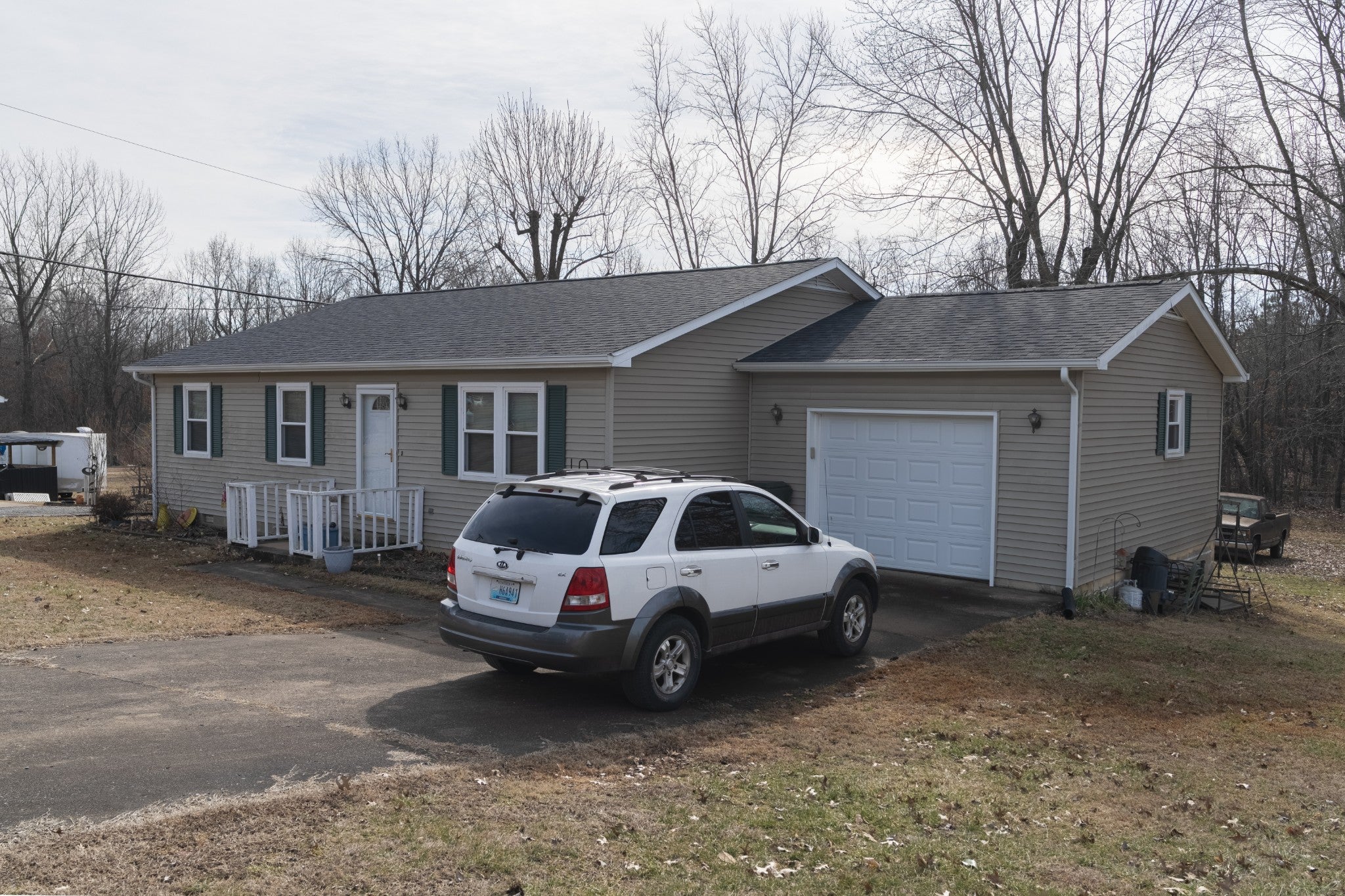100 Hickory Hollow Dr
