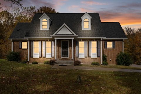 1719 Wynnewood Dr Chapmansboro TN 37035