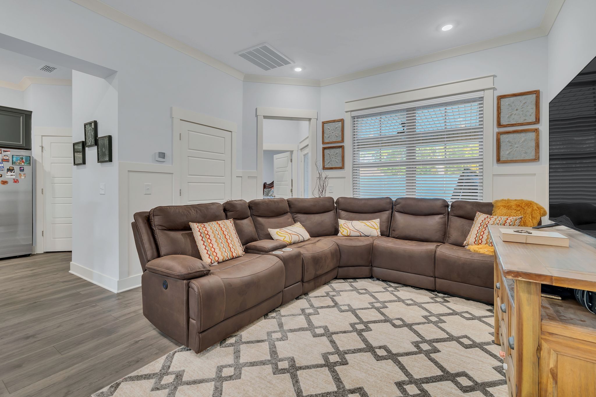 Murfreesboro, Tennessee 37130, United States, 3 Bedrooms Bedrooms, ,3 BathroomsBathrooms,Residential,Active,36432