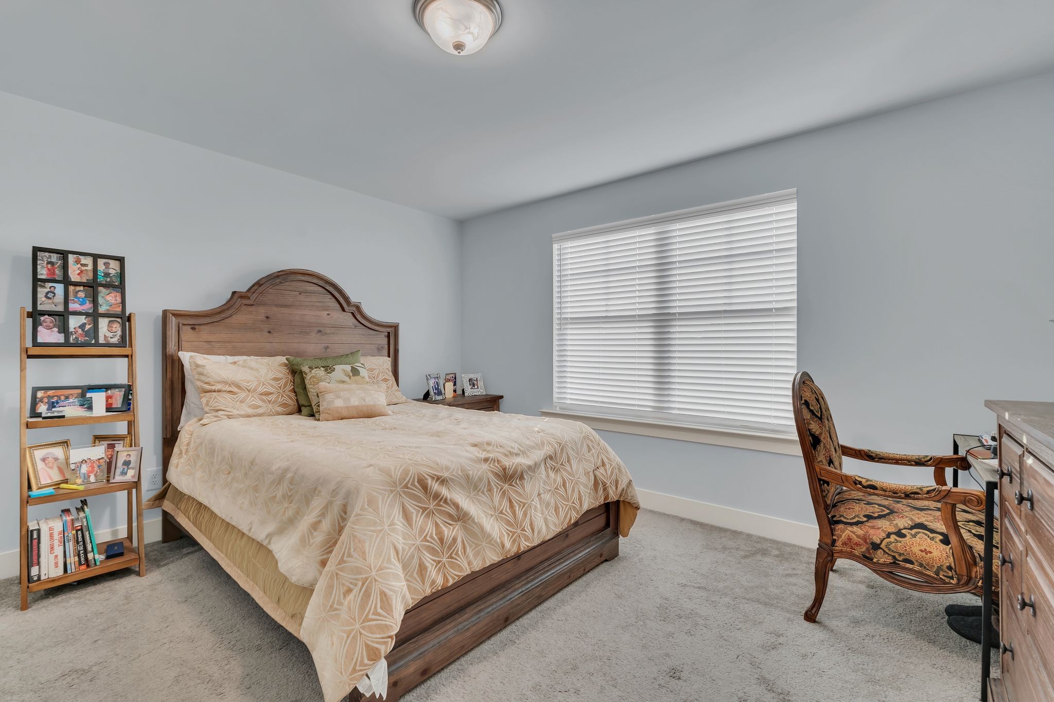 Murfreesboro, Tennessee 37130, United States, 3 Bedrooms Bedrooms, ,3 BathroomsBathrooms,Residential,Active,36432