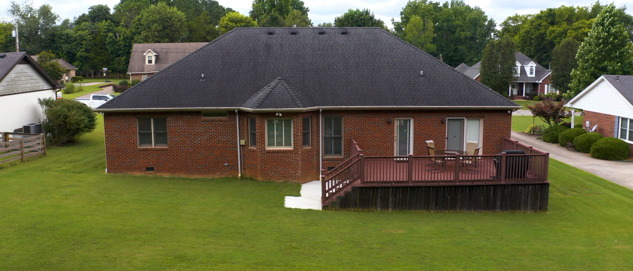 103 Laurelwood Dr