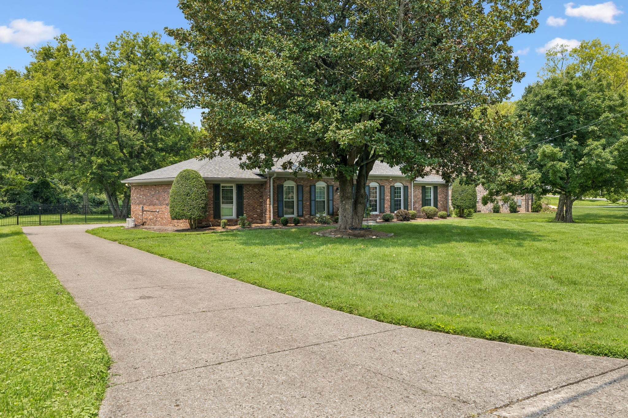 1507 Puryear Pl