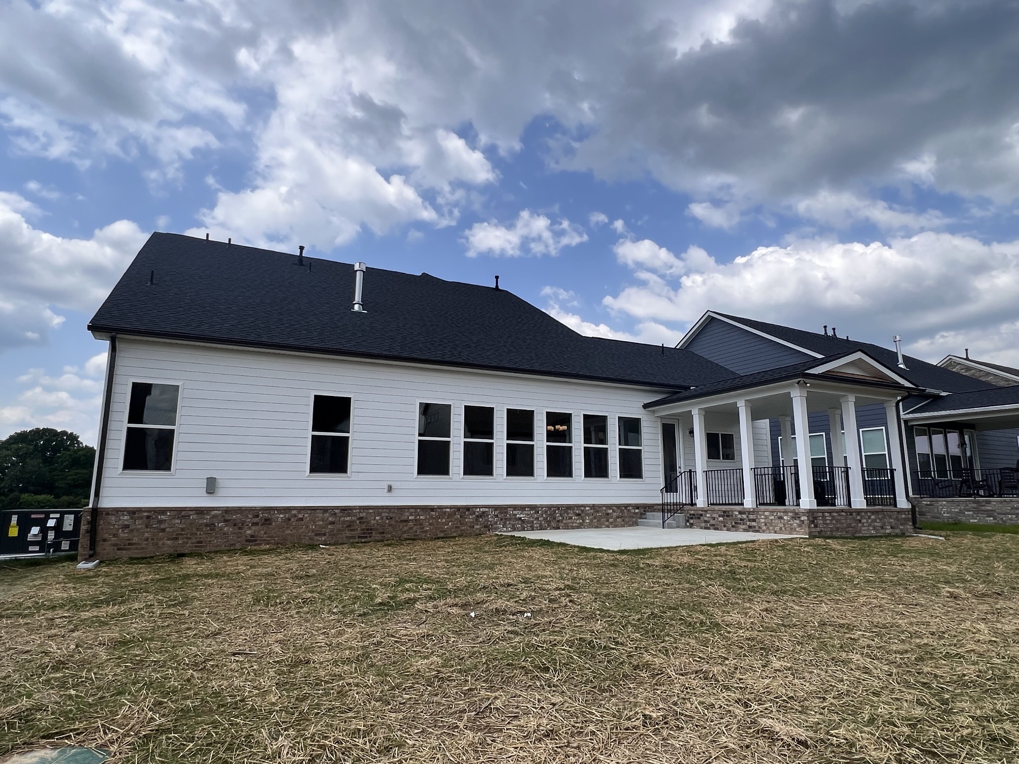 5036 High Park Hill Dr