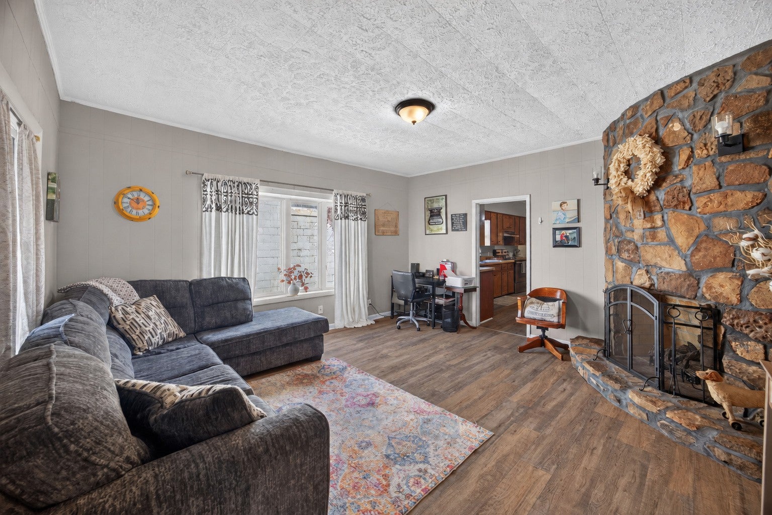 311 Clark St