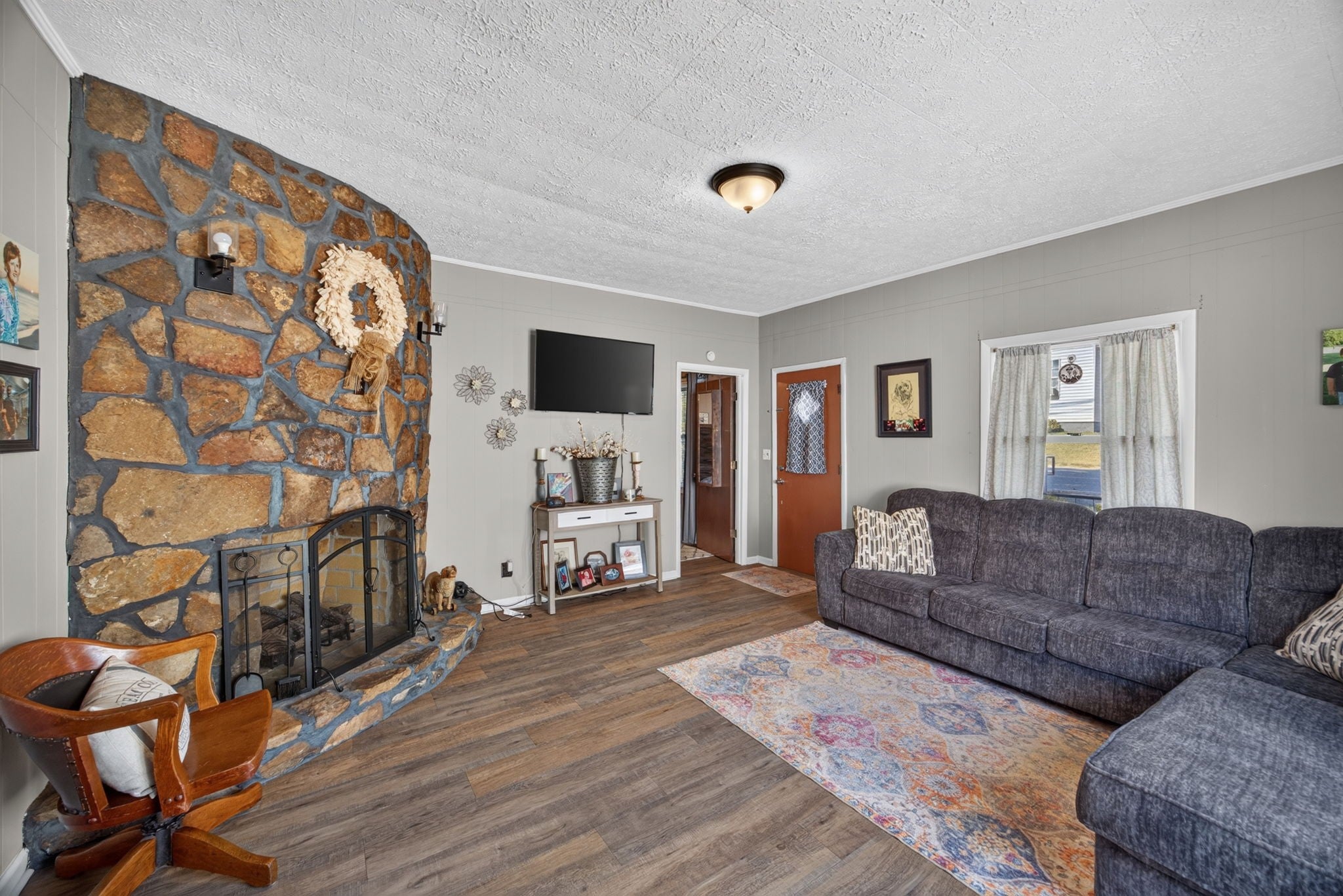 311 Clark St