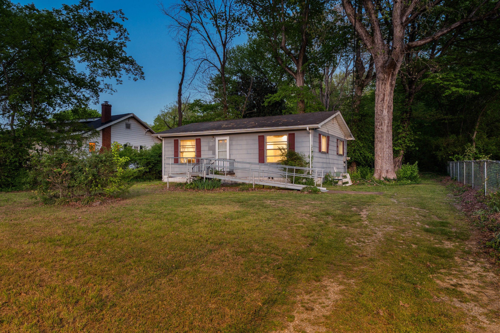 Listing image 7