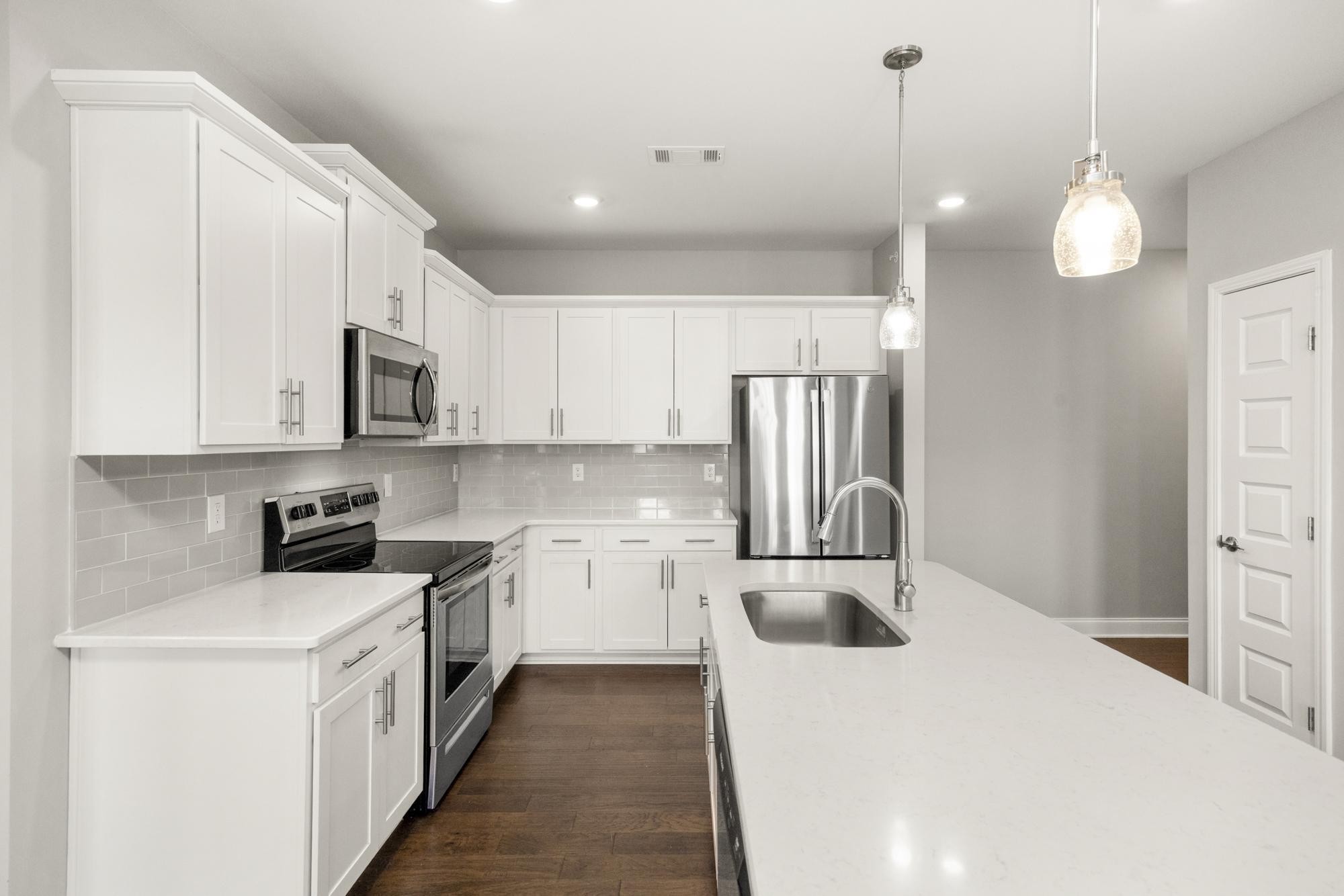 1801 Shadow Green Dr 303