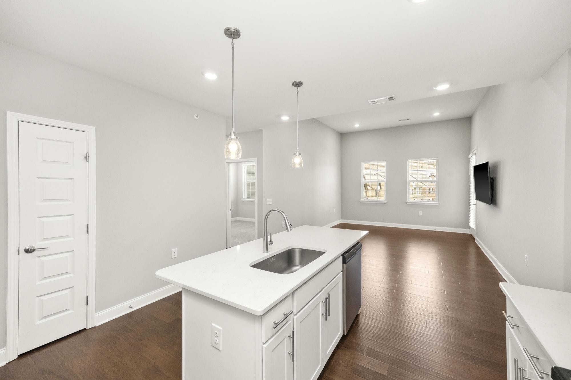 1801 Shadow Green Dr 303, Franklin TN 37064 2-bed condo, photo 11 of 30