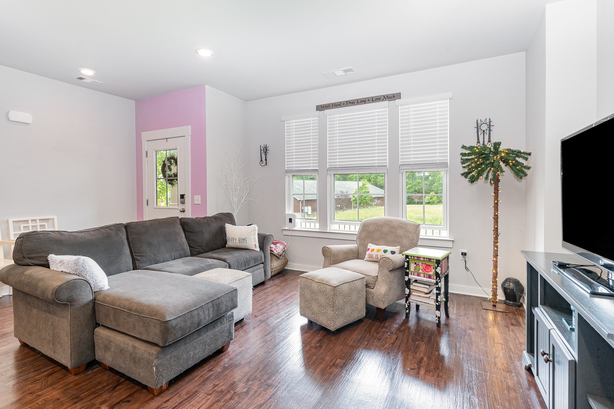 1006 Henley Pvt Lane