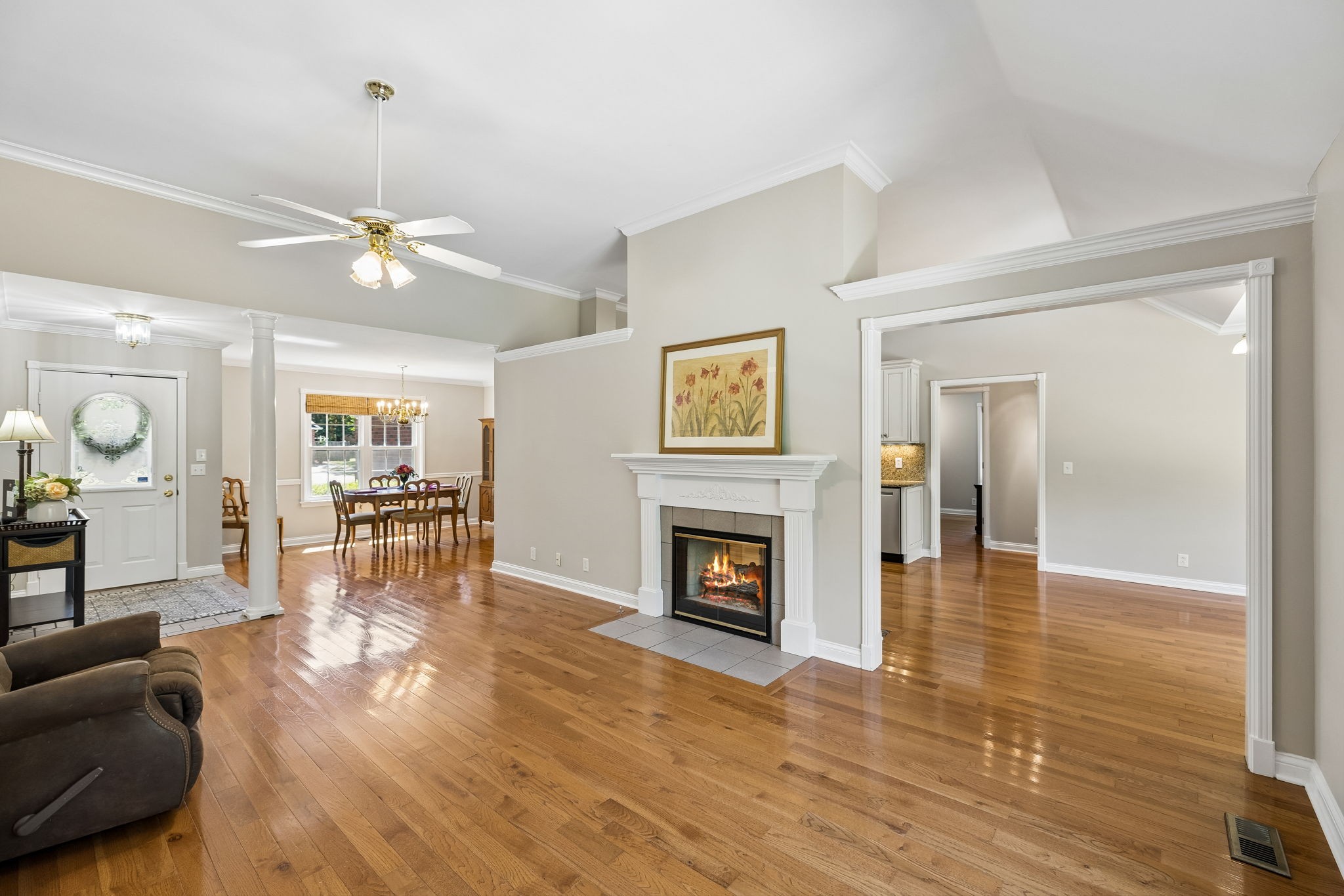 1927 Turfland Dr