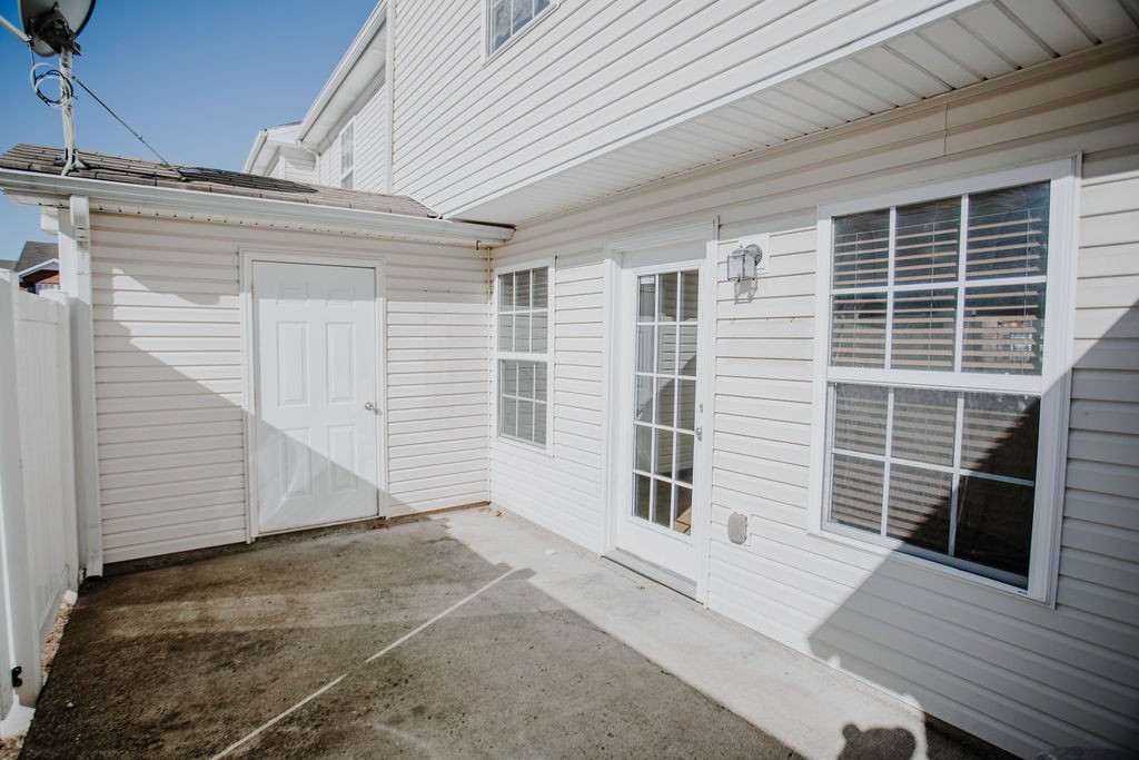 Murfreesboro, Tennessee 37128, United States, 2 Bedrooms Bedrooms, ,3 BathroomsBathrooms,Residential,Active,15307