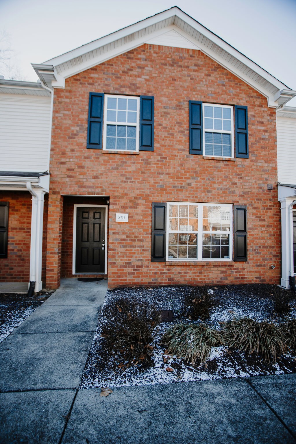 Murfreesboro, Tennessee 37128, United States, 2 Bedrooms Bedrooms, ,3 BathroomsBathrooms,Residential,Active,15307