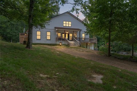 170 Rodeo Dr Columbia TN 38401