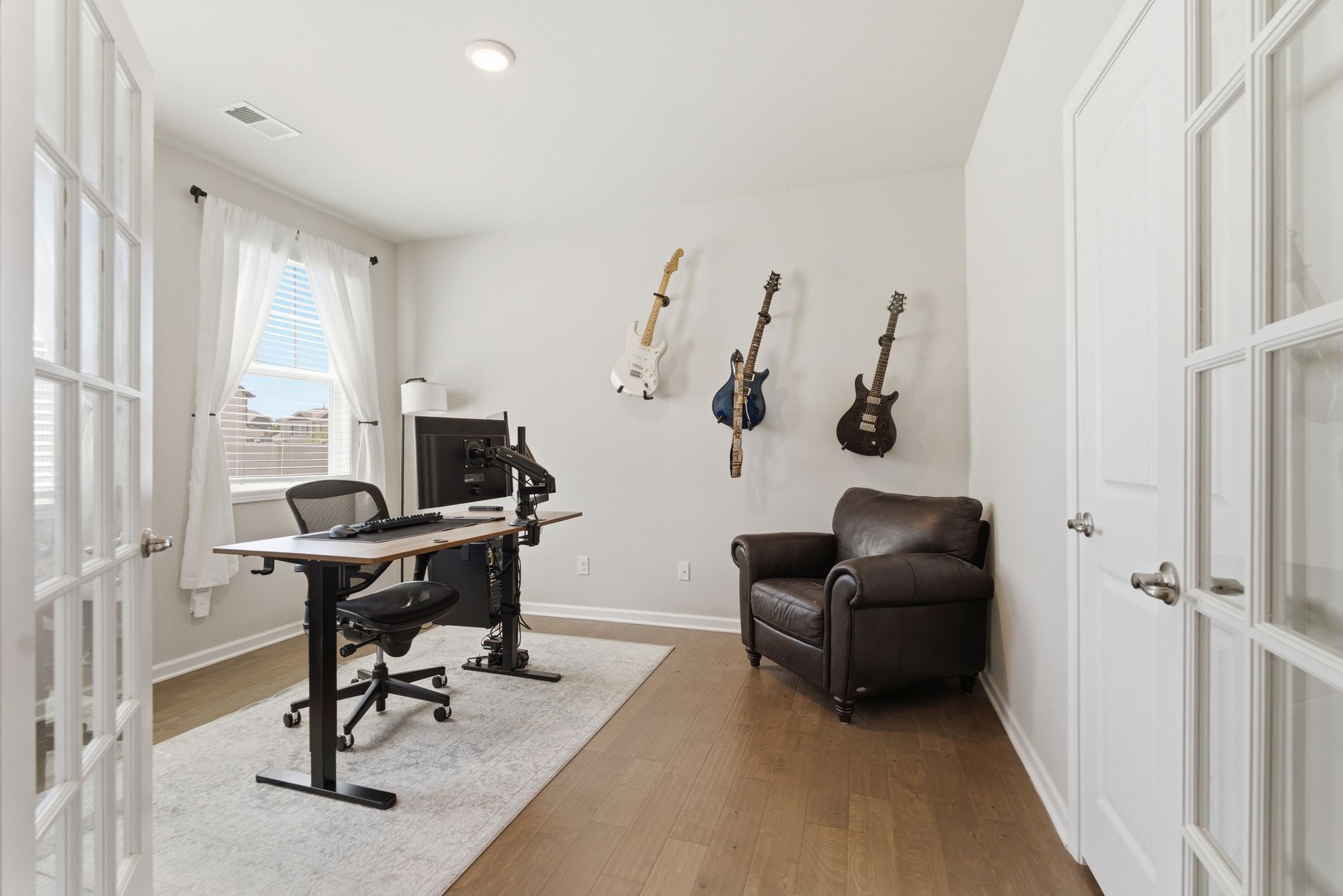 1110 Locus Ln