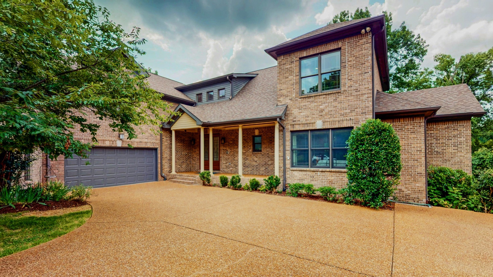 808 Saussy Ct