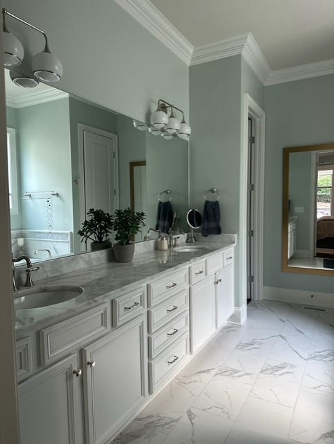 215 Halswelle Dr