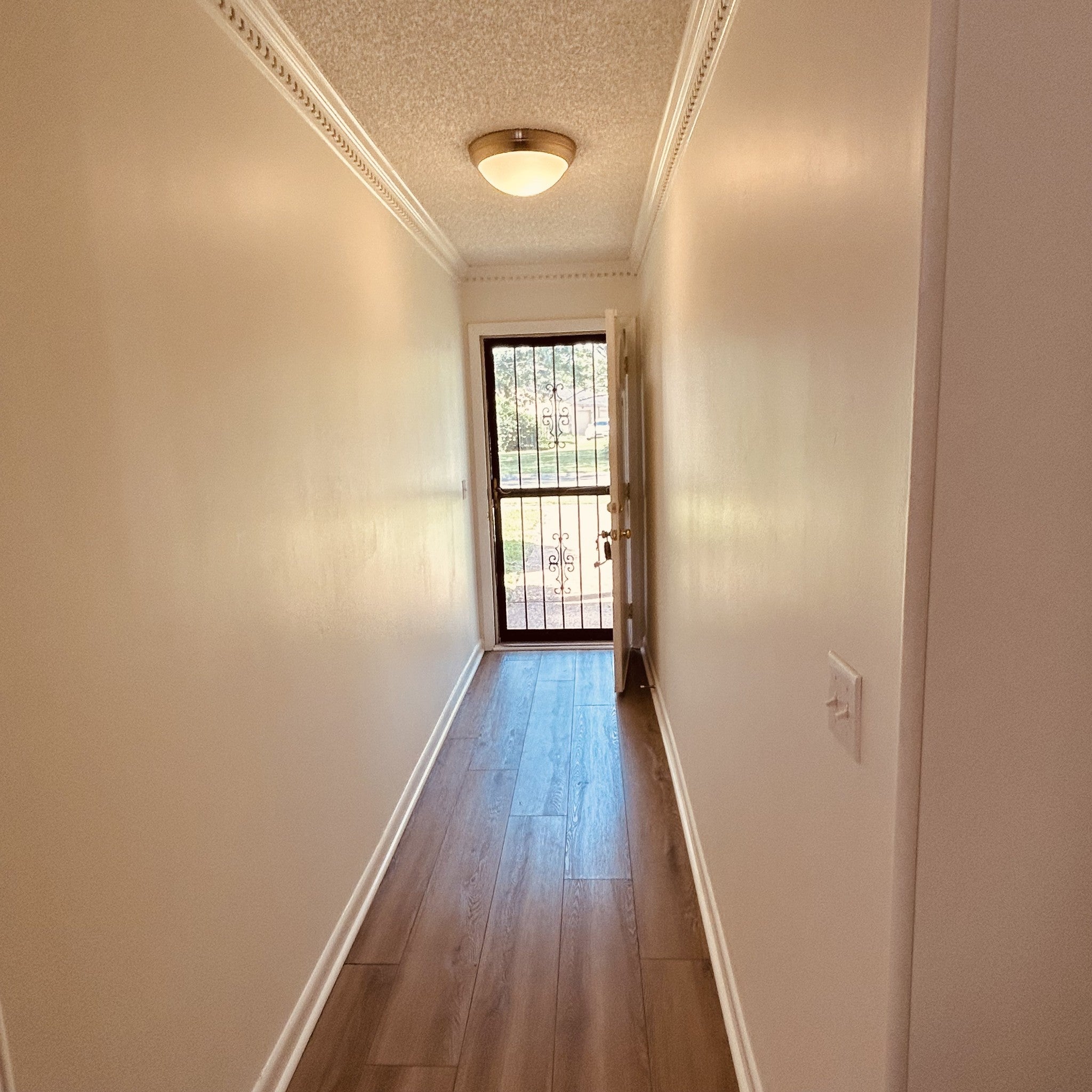 5600 Country Dr 160