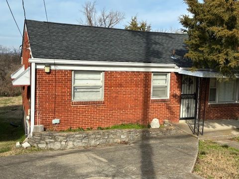 Photo of 3800 Tigerbelle Dr, Nashville, TN 37209 (MLS # 3172879)