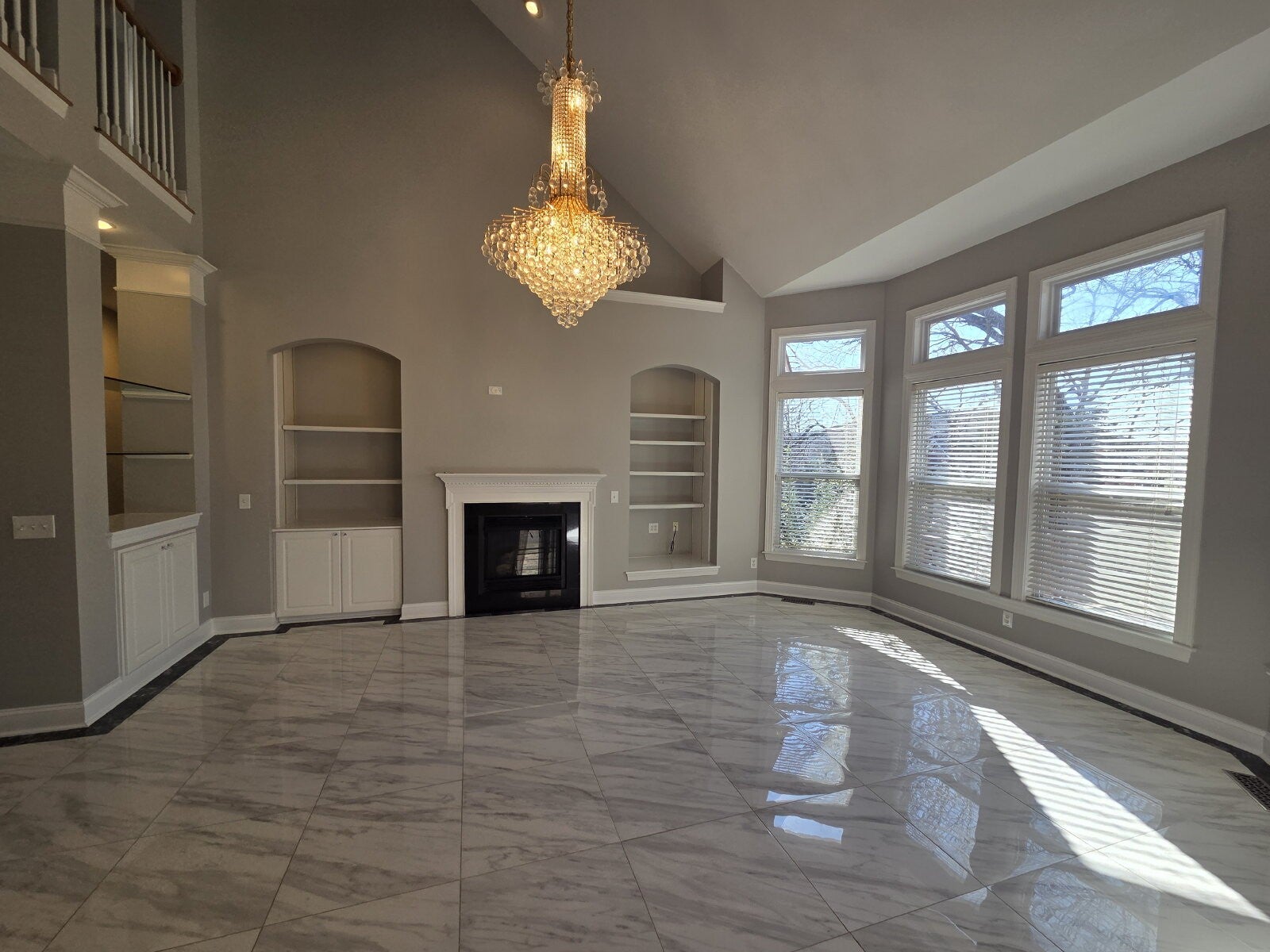 315 Shadow Creek Dr