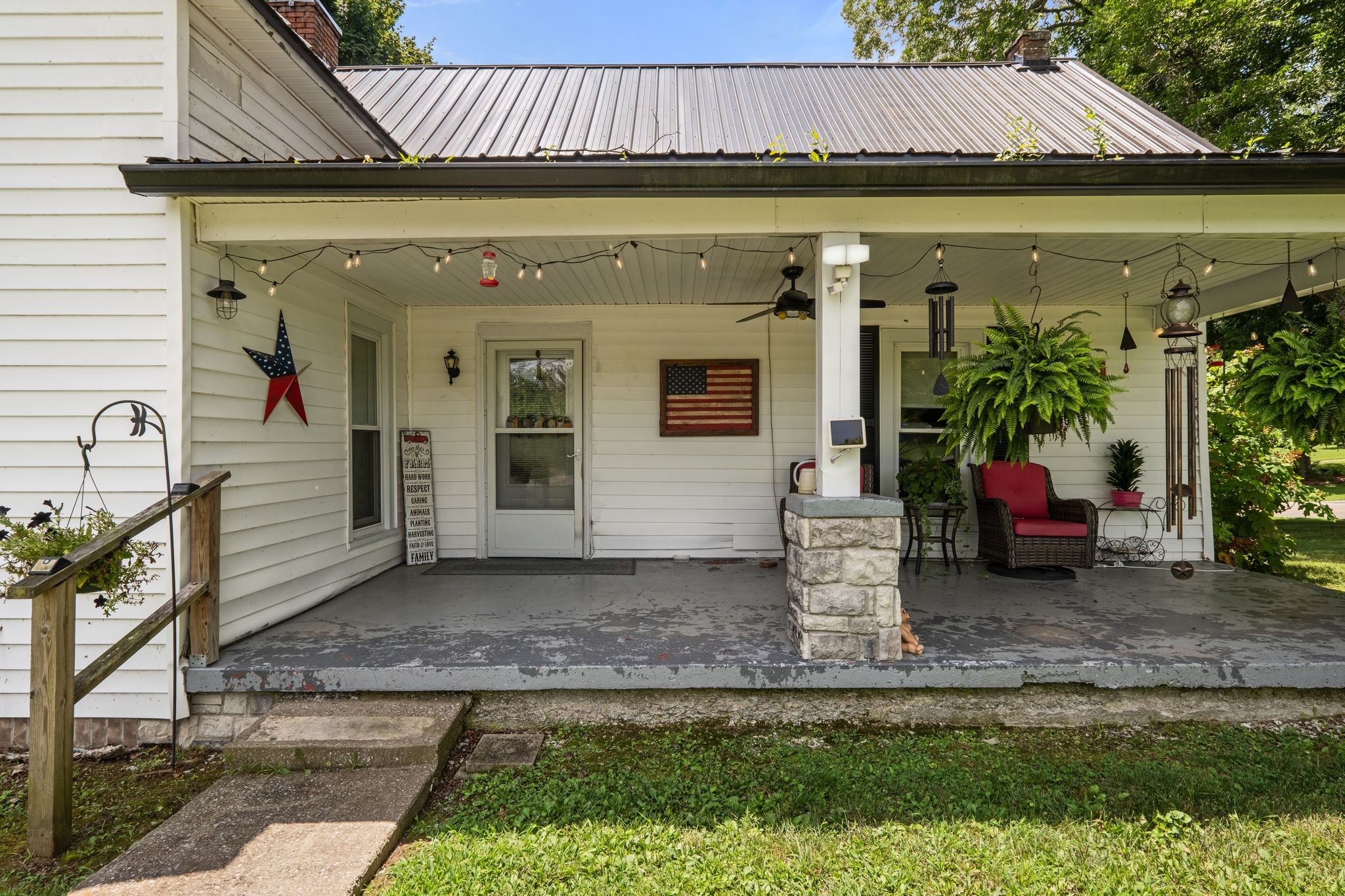 2225 W Mount Vernon Rd