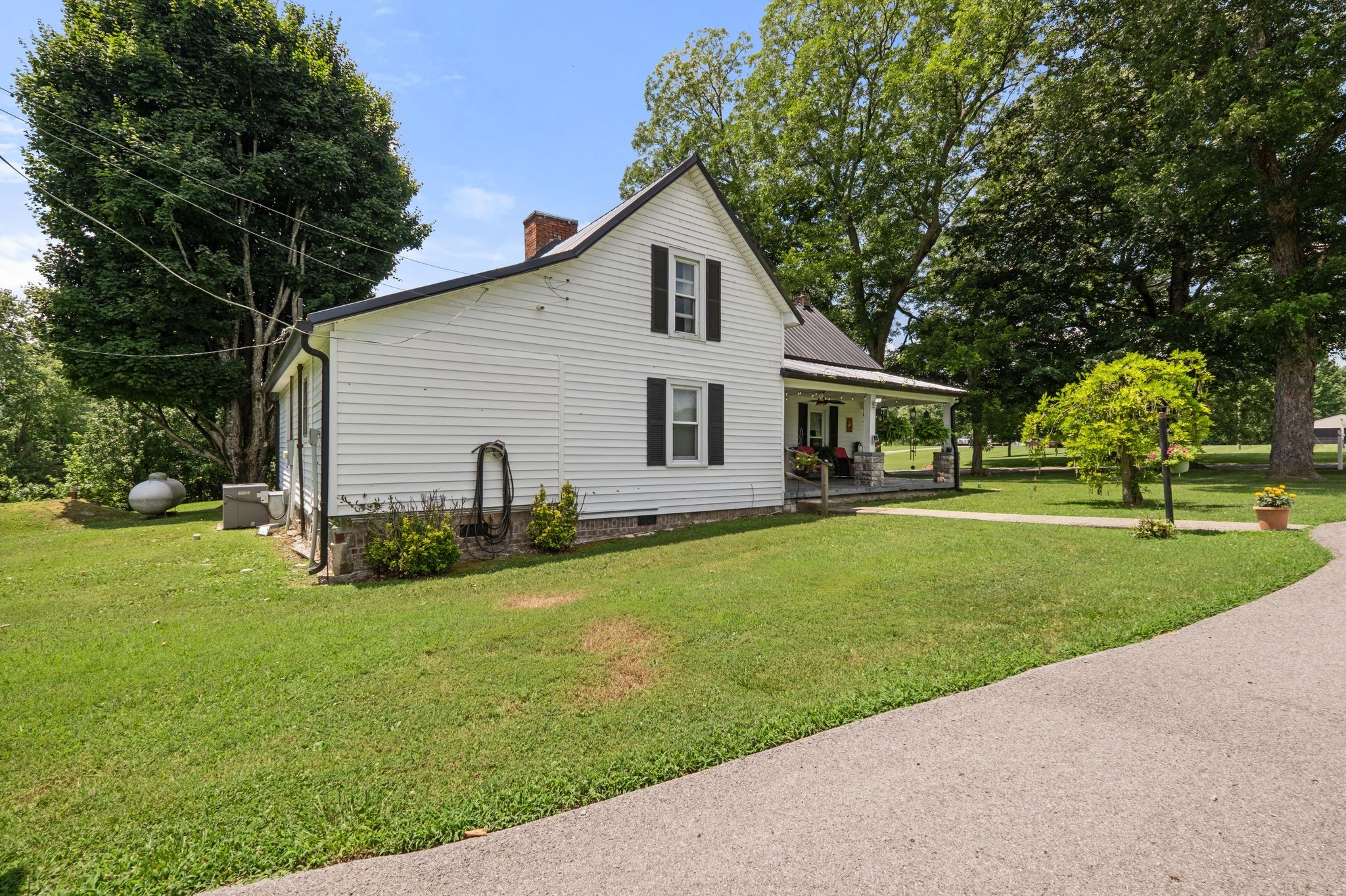 2225 W Mount Vernon Rd