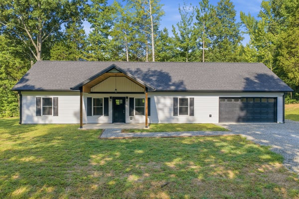 19 DOBSON AVE, CAMDEN, TN 38320 - Image 93e833cccb547cee902b520e347bcea6/1606773571