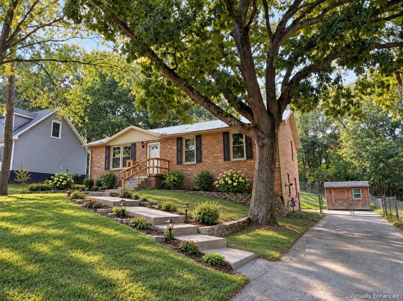 1832 Palamino Dr