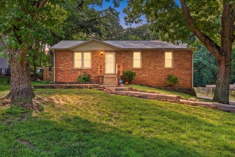 Photo of 1832 Palamino Dr, Clarksville, TN 37042 (MLS # 3305295)