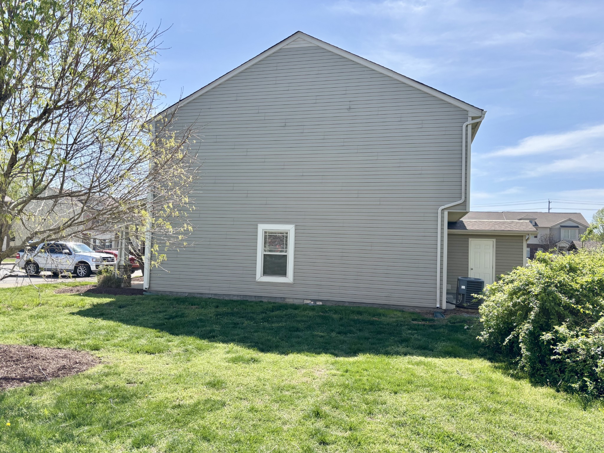 5430 Perlou Ln