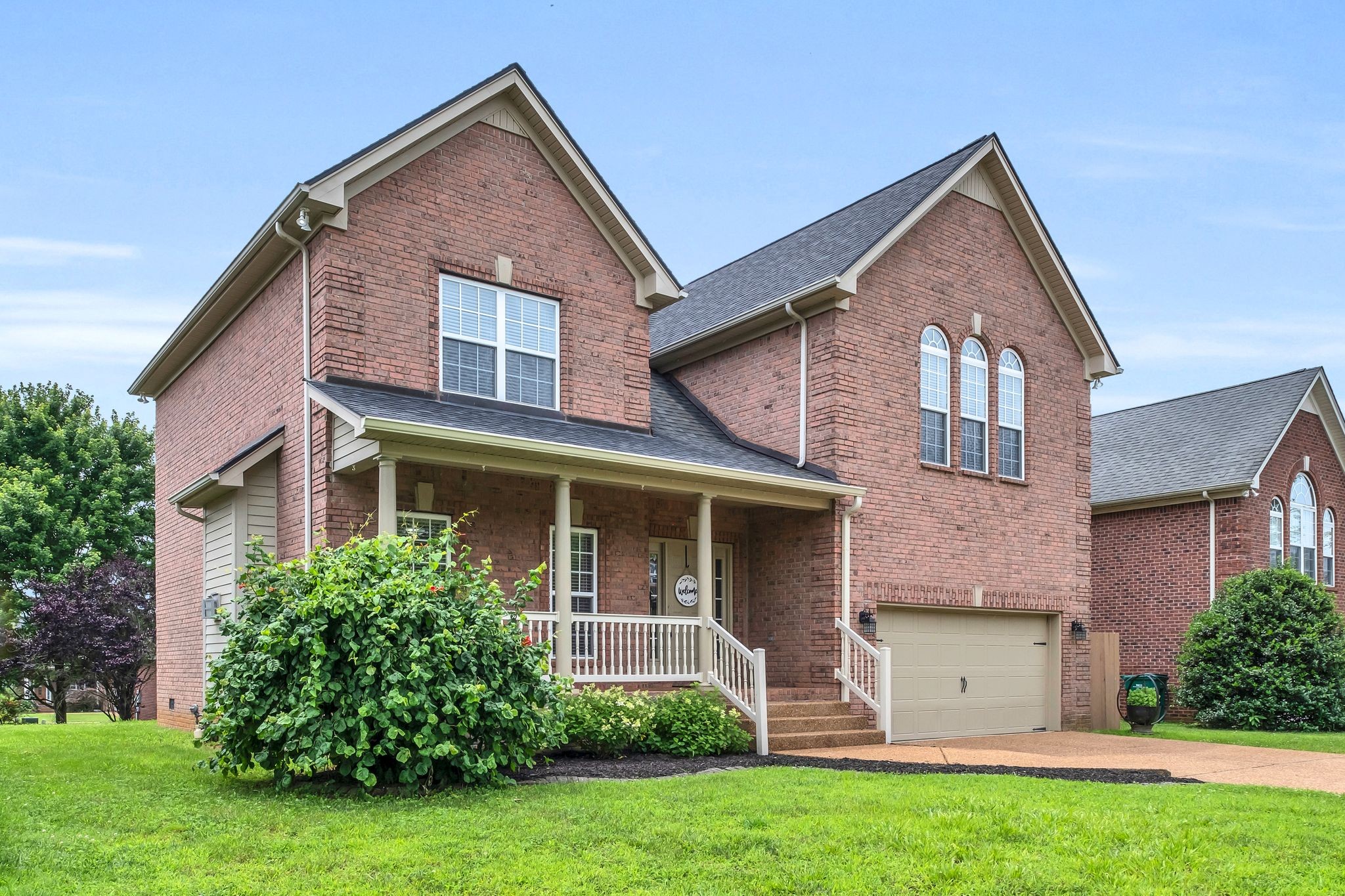 3016 Clyde Cir
