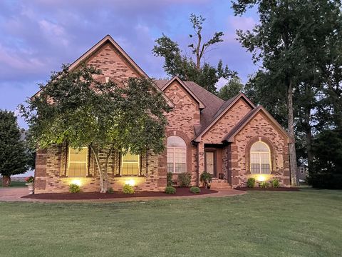 100 Artesa Dr White House TN 37188