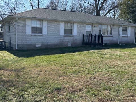 108 Lucinda Ln Hendersonville TN 37075