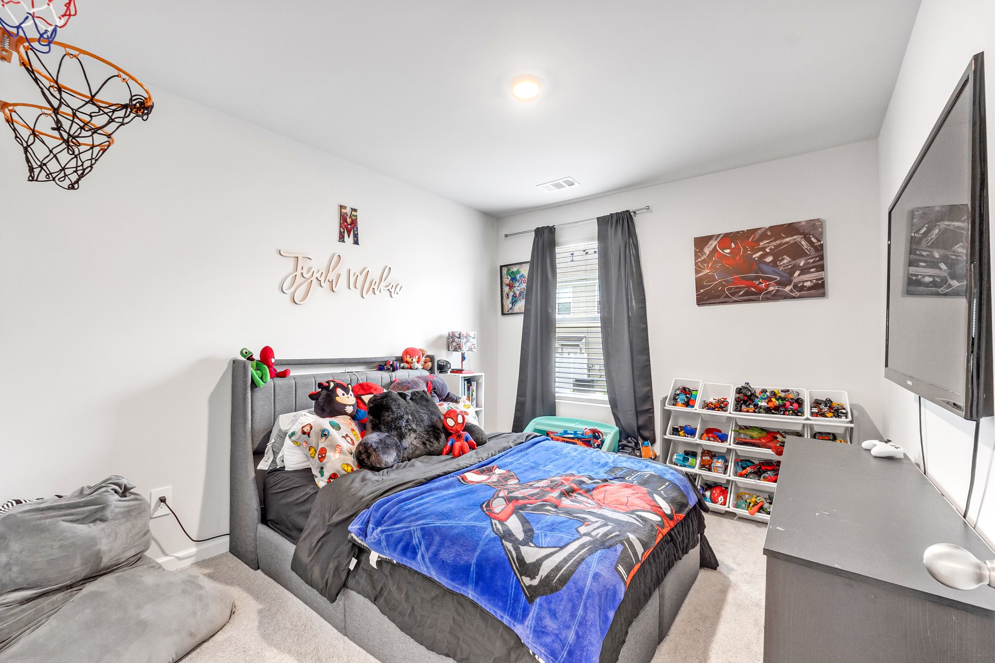 435 Augustine Dr