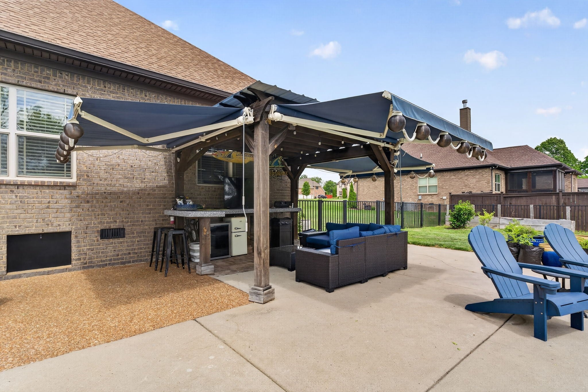 450 Cobblestone Way