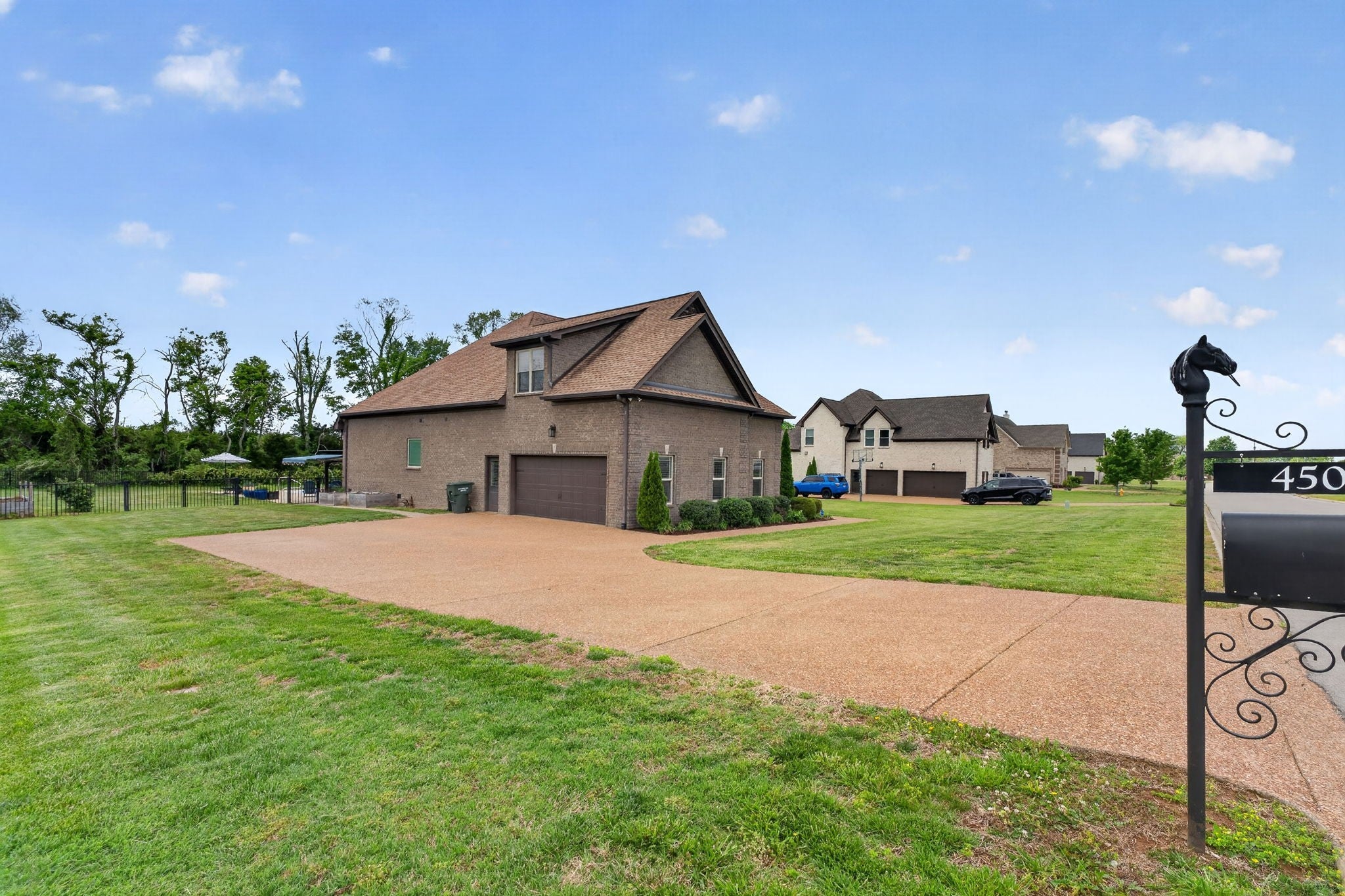 450 Cobblestone Way