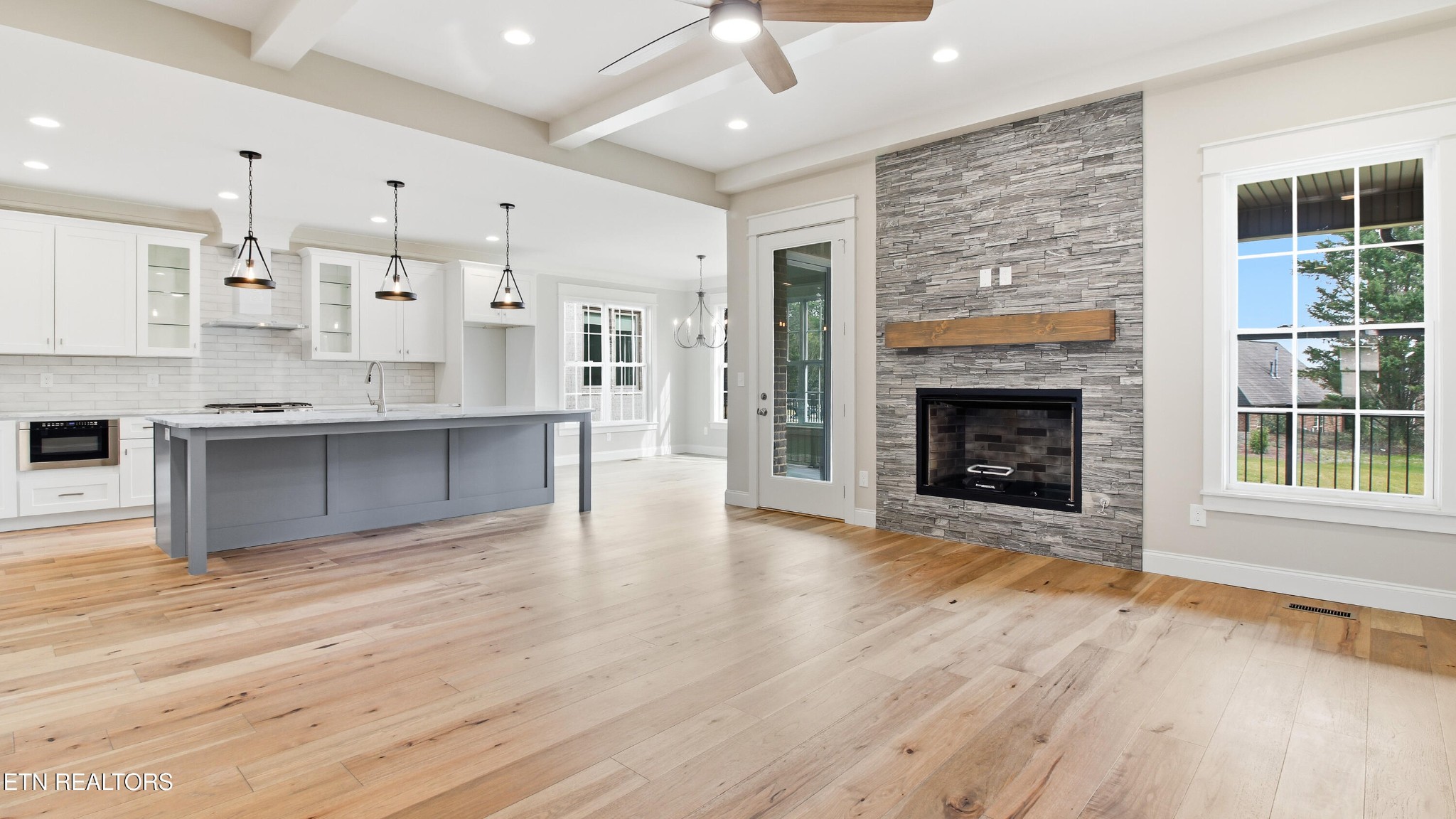 8118 Carolina Cherry Lane