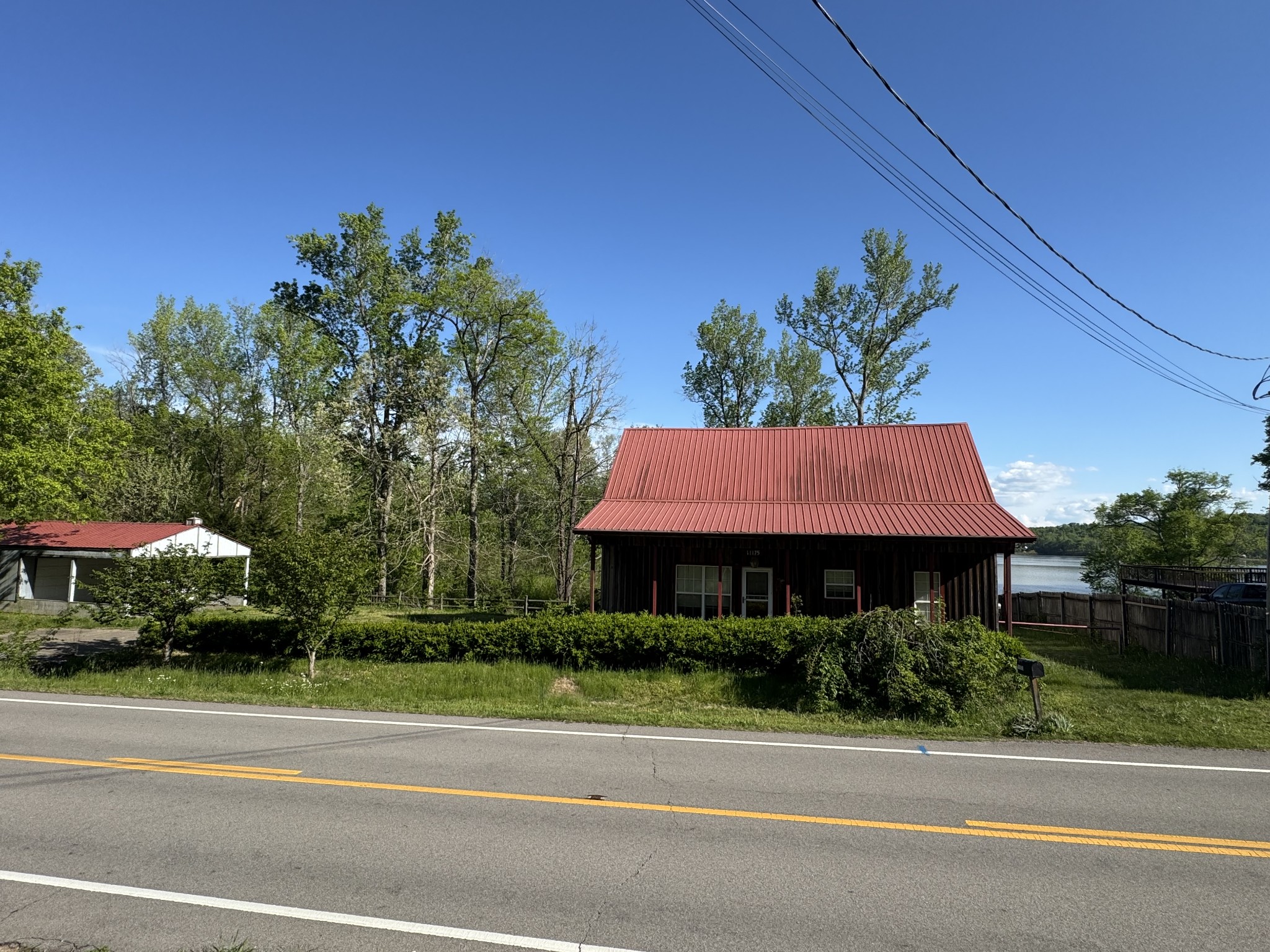 Listing image 1