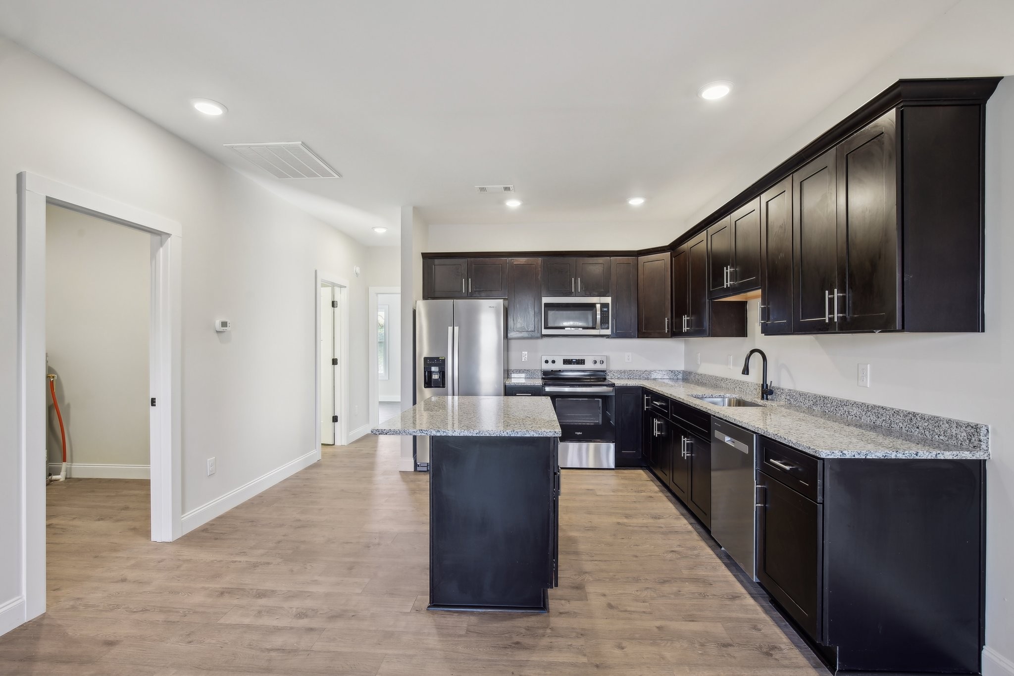 70 Five Oak Ln
