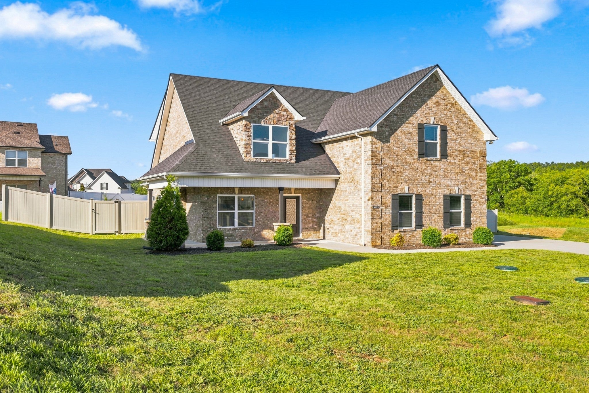 1133 Corona Ct