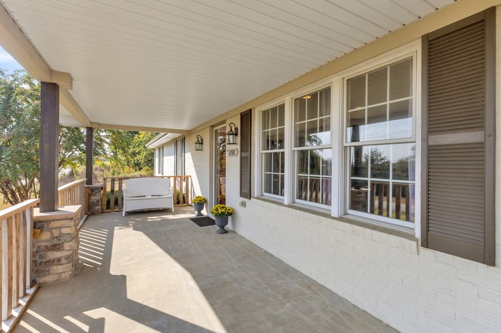 2580 Crofton Dawson Rd