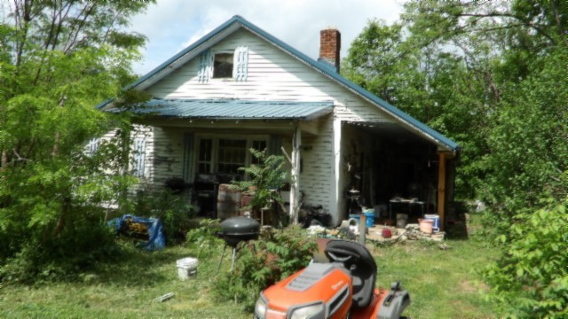 105 Log Home Ln