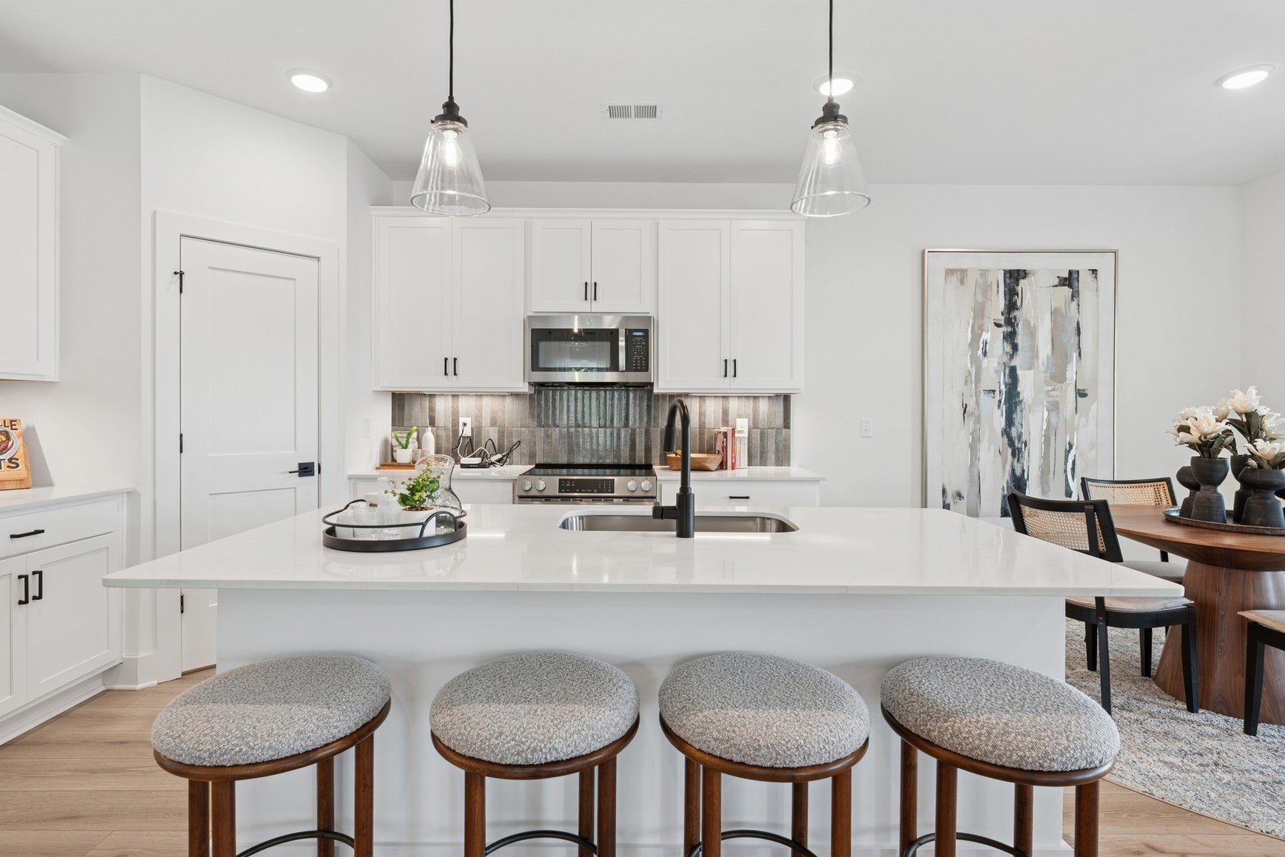 913 Watercourse Court