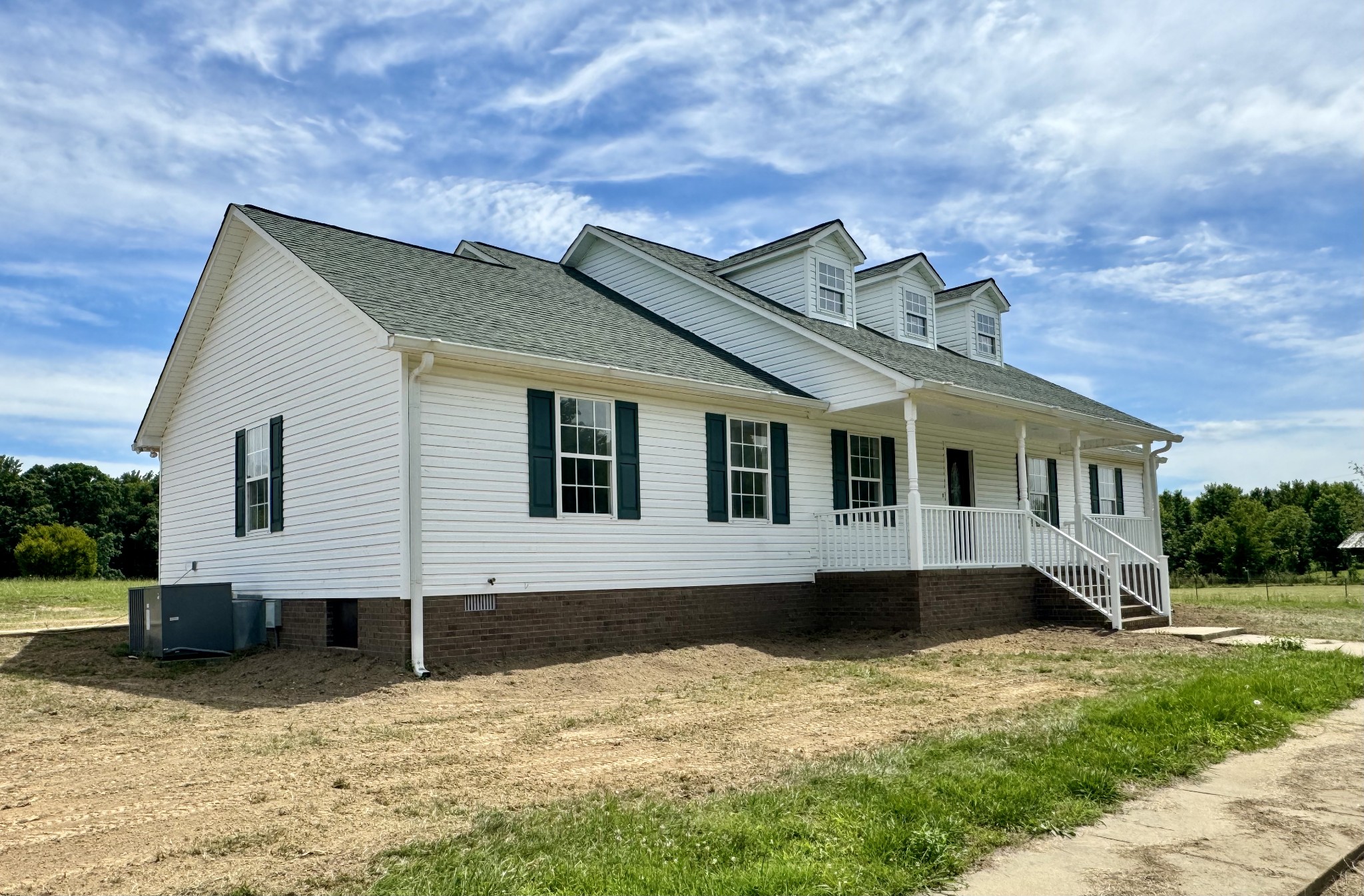 Photo 2 of 11 of 1721 Johnson Branch Rd house